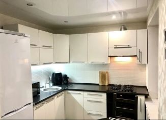 Продажа 1-ком. квартиры, 30 м2, Дубна, улица Березняка, 10