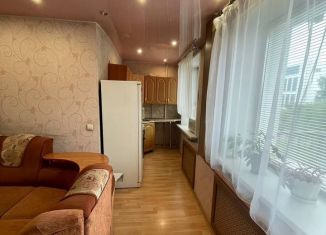 Сдается двухкомнатная квартира, 42 м2, Киров, Октябрьский проспект, 86