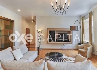 Продам 3-ком. квартиру, 126 м2, Москва, улица Петровка, 28, улица Петровка