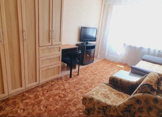 Сдаю 1-ком. квартиру, 32 м2, Калининград, Пролетарская улица, 29