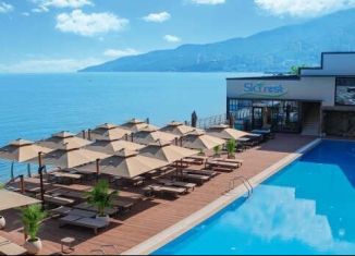 Продается 1-комнатная квартира, 53 м2, Ялта, улица Дражинского, 48