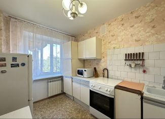 Сдам 2-комнатную квартиру, 48 м2, Пушкин, улица Генерала Хазова, 6