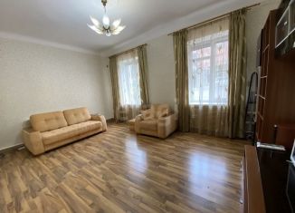 Продам двухкомнатную квартиру, 46 м2, Махачкала, улица Заманова, 16