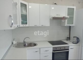 Продается двухкомнатная квартира, 58 м2, Троицк, 2-й микрорайон, 11А