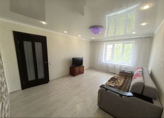 Продается двухкомнатная квартира, 55.7 м2, Йошкар-Ола, улица Подольских Курсантов, 26