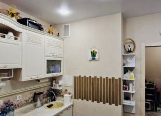 Продам 2-ком. квартиру, 42.5 м2, Ростов-на-Дону, улица Городовикова, 36, ЖК Красный Аксай