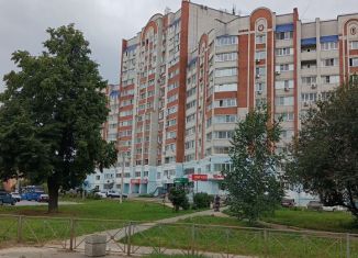 Продам 2-ком. квартиру, 74 м2, Йошкар-Ола, 6-й микрорайон, Красноармейская улица, 118А