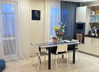 Продаю трехкомнатную квартиру, 63.9 м2, Стрежевой, 4-й микрорайон, 406