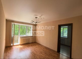 Трехкомнатная квартира на продажу, 49 м2, посёлок городского типа Деденево, Московская улица, 32