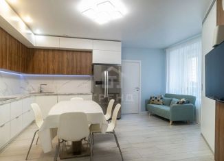 Продаю 3-комнатную квартиру, 79.5 м2, Кудрово, Областная улица, 9к2