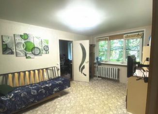 Продается двухкомнатная квартира, 45.3 м2, Йошкар-Ола, улица Чехова, 58