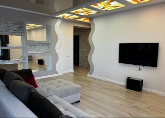 Сдаю 4-комнатную квартиру, 120 м2, Карелия, набережная Варкауса, 27