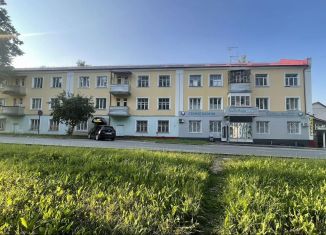 Продаю 2-ком. квартиру, 53.5 м2, Зеленодольск, улица Карла Маркса, 22