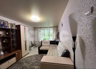 Продаю 2-комнатную квартиру, 44.7 м2, Алексин, улица 50 лет Октября, 7Б