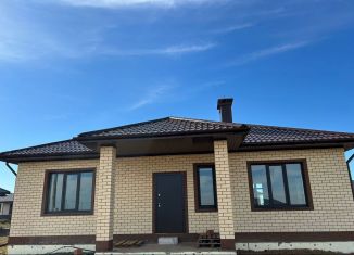 Продажа дома, 110 м2, деревня Азьмушкино, улица Джамили Баймуратовой