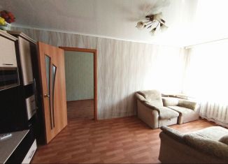 Продам 2-ком. квартиру, 42 м2, Калачинск, Орловский переулок, 41