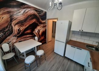 Сдача в аренду 1-комнатной квартиры, 38 м2, Чебоксары, Стартовая улица, 3к1