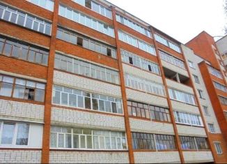 Продаю двухкомнатную квартиру, 50 м2, Йошкар-Ола, микрорайон Кирзавод, улица Героев Сталинградской Битвы, 26