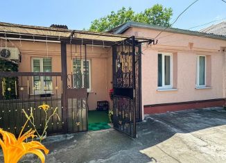 Продается 2-ком. квартира, 42.8 м2, Пятигорск, проспект Кирова, 53