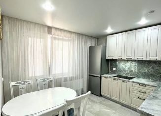 Продаю 1-ком. квартиру, 37.9 м2, Краснодар, улица Димитрова, 3/2, микрорайон Дубинка