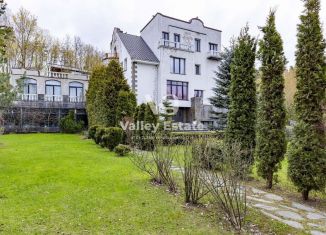 Продаю дом, 1000 м2, деревня Юкки, Ленинградское шоссе