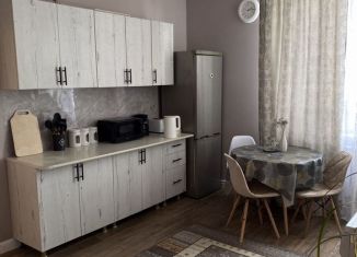 Аренда 1-комнатной квартиры, 37 м2, Избербаш, улица Азизова, 2