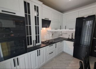 Продается двухкомнатная квартира, 55 м2, Калининград, улица Аллея Смелых, 188А