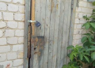 Сдам в аренду гараж, 10 м2, Калининградская область, улица Льва Толстого, 2