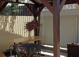 Сдаю в аренду дом, 50 м2, село Витязево, улица Горького, 53/4