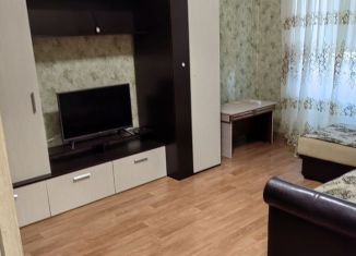 Аренда однокомнатной квартиры, 35 м2, Азов, улица Куйбышева, 76к1