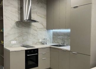 Сдаю 2-ком. квартиру, 38 м2, Москва, Дегунинская улица, 9к1, ЖК Любовь и Голуби
