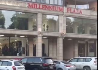 Продам помещение свободного назначения, 12 м2, Махачкала, улица Дахадаева, 42