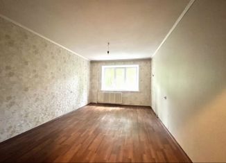 Продаю 3-ком. квартиру, 66.9 м2, Балашов, улица Орджоникидзе, 11А