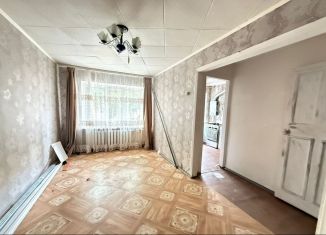 Продаю 1-ком. квартиру, 28 м2, Каменск-Шахтинский, Коммунистический переулок, 69