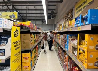 Продается торговая площадь, 370 м2, Ростов-на-Дону, улица Мадояна, 25/81, Железнодорожный район