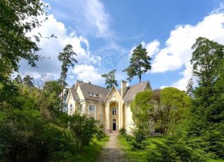 Продается дом, 560 м2, деревня Бородки