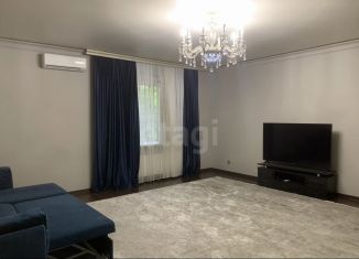 Продажа 2-комнатной квартиры, 82 м2, Махачкала, улица Генерала Омарова, 37