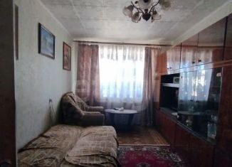 Продам 2-ком. квартиру, 46 м2, Калужская область, Коммунистическая улица, 4
