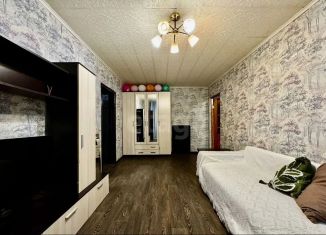 Продам 2-ком. квартиру, 46.1 м2, Татарстан, улица Дементьева, 35