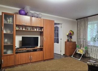 Продам двухкомнатную квартиру, 42.3 м2, Боровичи, Парковая улица, 3