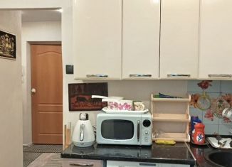 Продаю однокомнатную квартиру, 33 м2, Алексин, Первомайская улица, 22