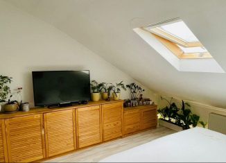 Продаю 2-комнатную квартиру, 50 м2, Краснодар, Средняя улица, 81/4, микрорайон Сады Калинина