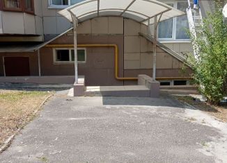 Продаю помещение свободного назначения, 89 м2, Нальчик, улица Атажукина, 10