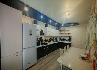 Трехкомнатная квартира на продажу, 81 м2, Йошкар-Ола, бульвар 70-летия Победы в Великой Отечественной войне, 8, микрорайон Молодёжный