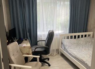 Продам 2-ком. квартиру, 40.5 м2, посёлок железнодорожной станции Высокая Гора, Комсомольская улица, 4