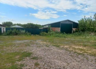 Сдам помещение свободного назначения, 1900 м2, Кирсанов, улица Моршанский Тракт, 82А