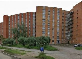 Продам 1-ком. квартиру, 42 м2, Псков, Красноармейская улица, 26