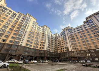 Продам квартиру со свободной планировкой, 108 м2, Махачкала, Маковая улица, 2к1