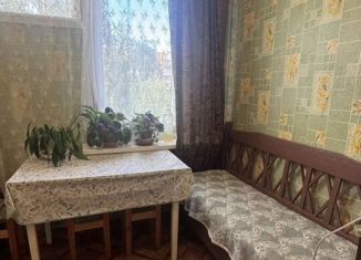 Сдача в аренду 2-комнатной квартиры, 57 м2, Петергоф, Чебышёвская улица, 11