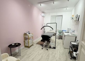 Сдается в аренду помещение свободного назначения, 20 м2, Севастополь, улица Генерала Петрова, 3/20